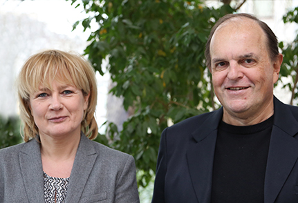 Petra Grothe und Ingo Birner leiten seit Anfang Februar gemeinsam die Stabsstelle für Arbeits- und Umweltschutz. Foto: UHH/Schöttmer